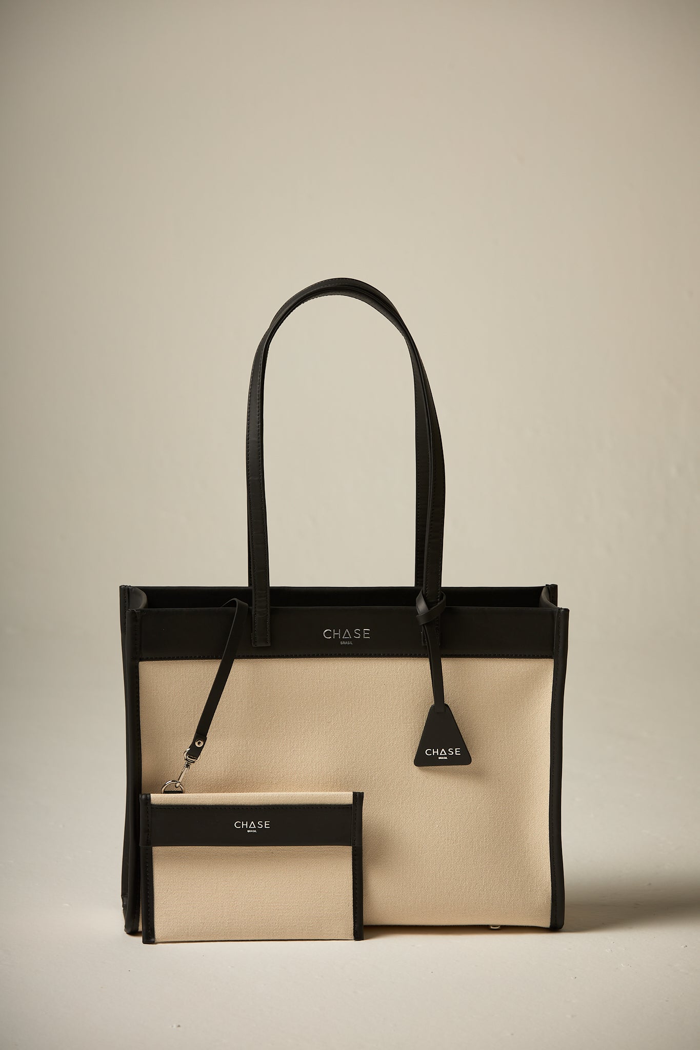 Chase TOTE Bag White&Black