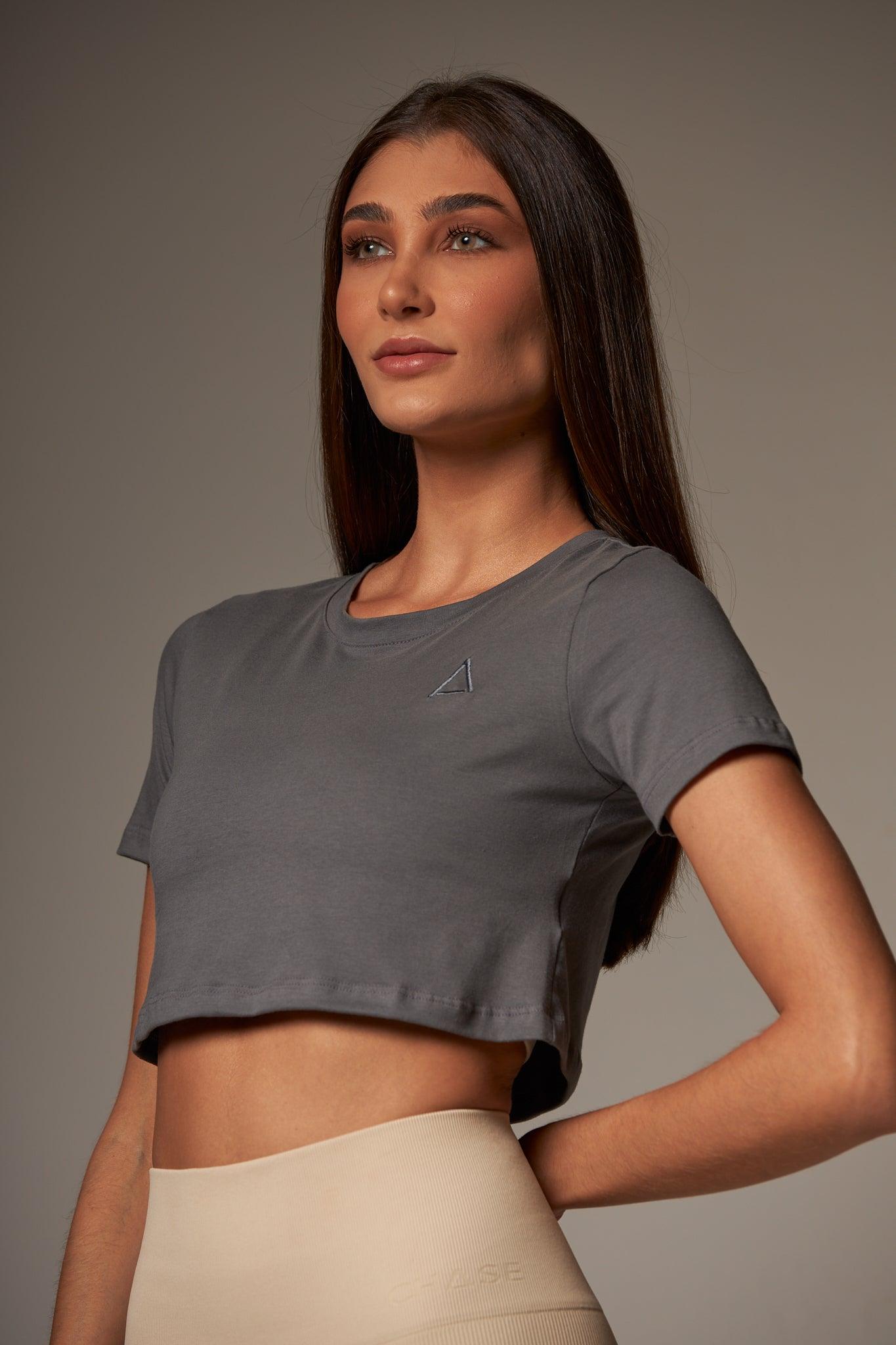 Cropped Essential Grey Lead