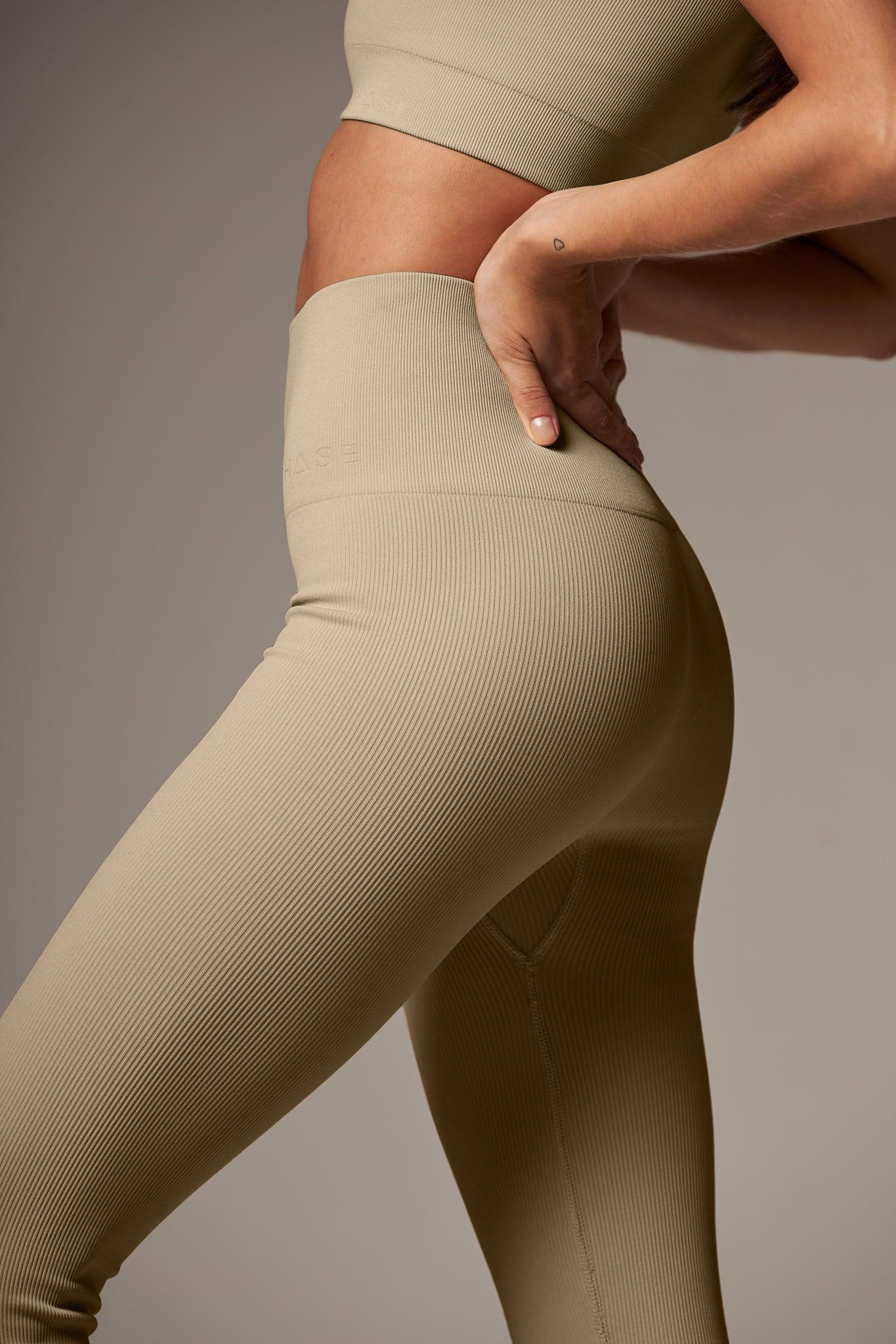 Legging Outsider Seamless Nude Wheat