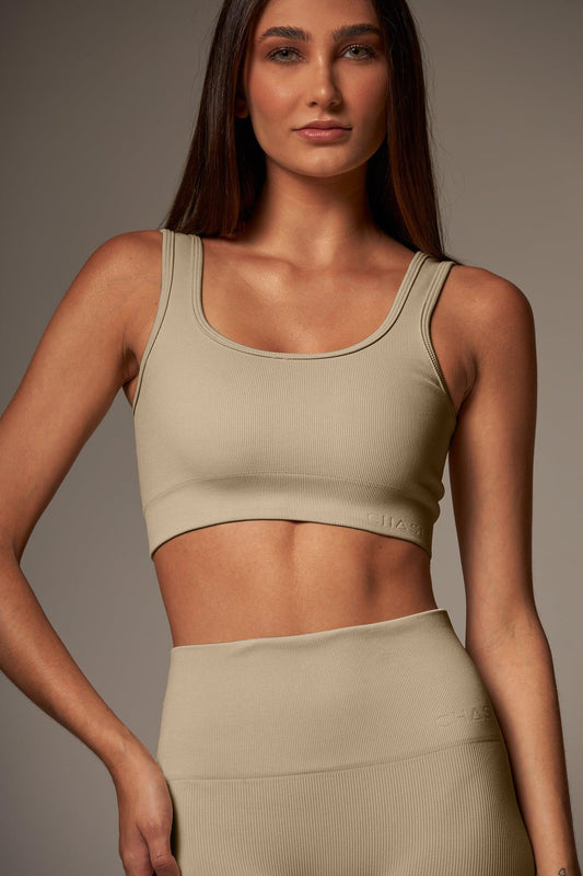 Top Outsider Seamless Nude Wheat